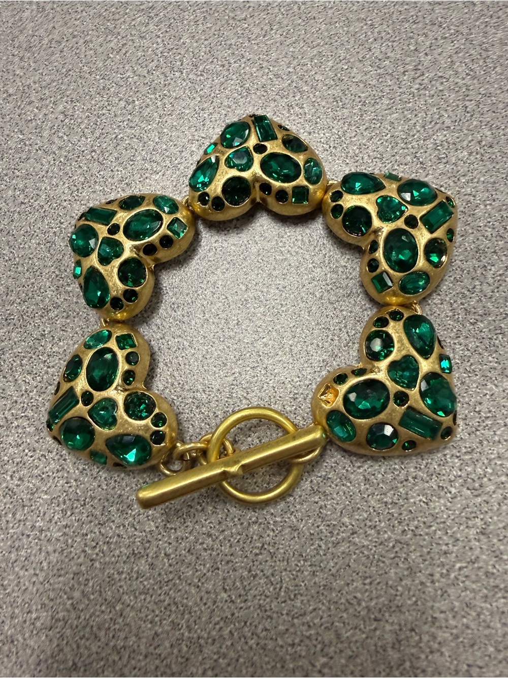 Oscar de la Renta Gold-Tone Bracelet with Emerald Green Hearts